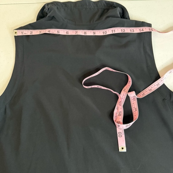 Weekends by Chico’s Mesh Vest Zip Front Casual Black Women’s Sz 10 (Chico’s 1.5) - Picture 8 of 10